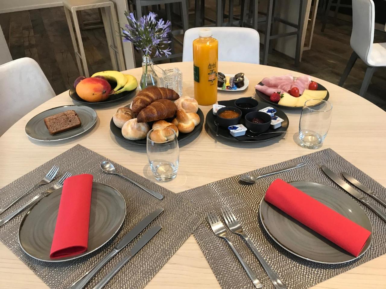 Relais Du Simplon Bed & Breakfast Conthey Bagian luar foto